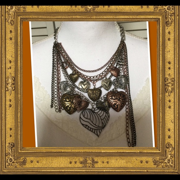 Unknown Jewelry - 😍 Multi Charm Necklace🌺